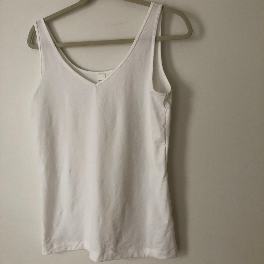 white tank